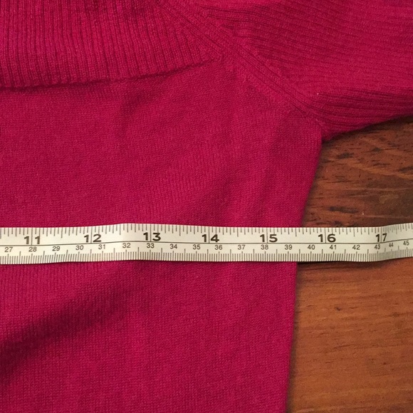 Merino Wool Crewneck - Picture 4 of 4